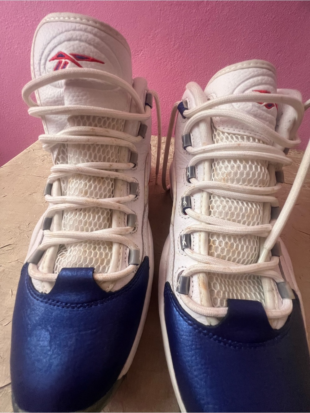 Reebok Question Mid USA White Blue Red Men’s Size 11 Basketball Shoes